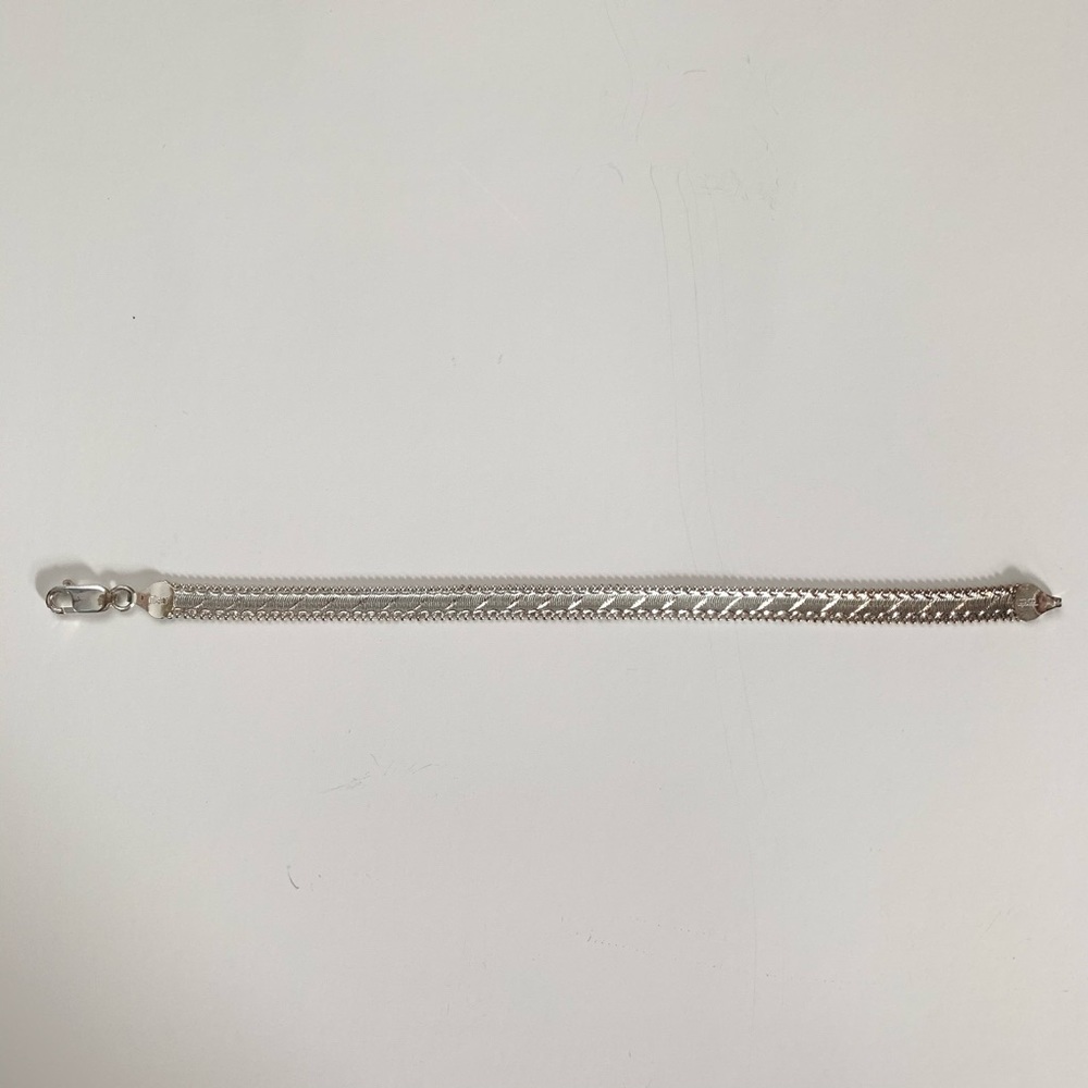 Silver herringbone bracelet